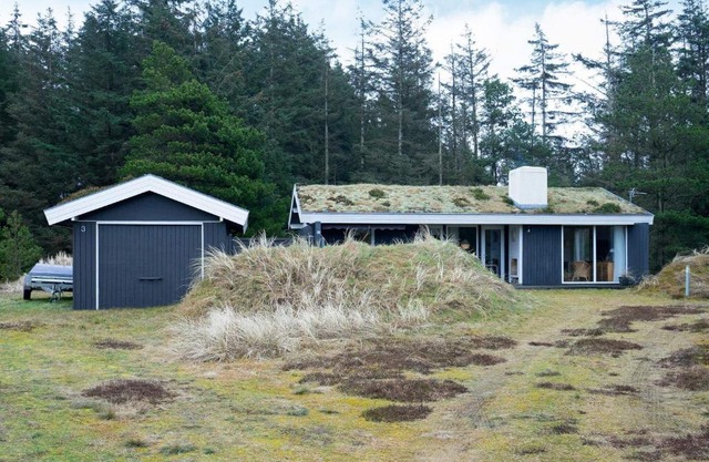 6 person holiday home in Blokhus-By Traum