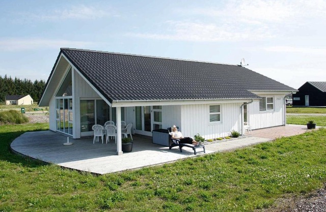 6 person holiday home in Brovst