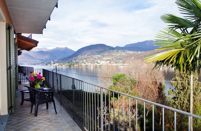 6-room house only 100 m from the lake and private beach