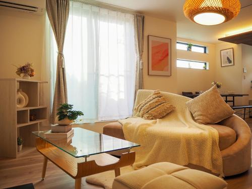 64 池袋駅C6口 8分 2-11人丨Ikebukuro JR Line C6 Exit 8 minutes 2-11 people