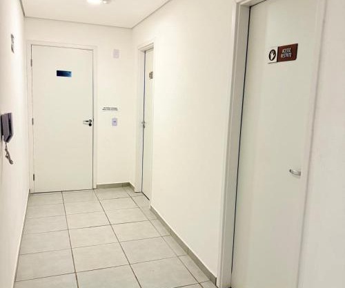 64NV Studio Liberdade SP 300 m Metro Japao, acomoda ate 03 pessoas