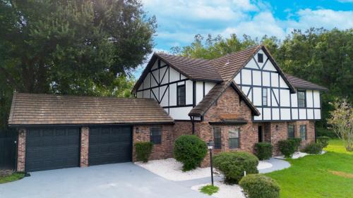 6br Orlando Retreat Pool, Fireplace & Family Fun