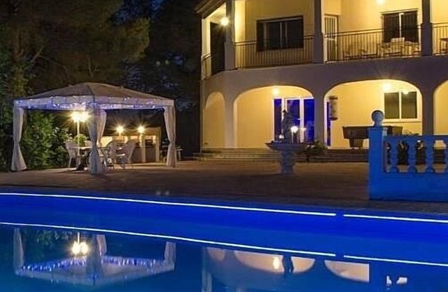 7 Bedroom Villa With Private Pool And Private Tennis Courts