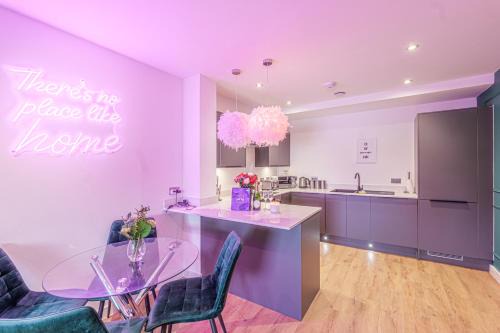 71 - Boutique Vibrant Apartment