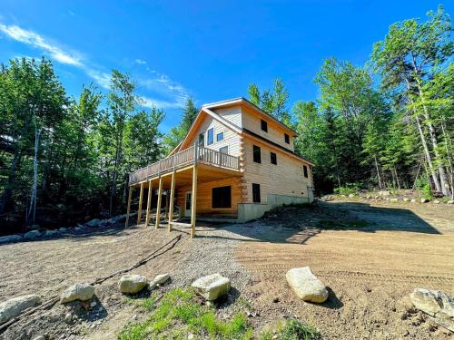 73R 73R Brand new log home on quiet side
