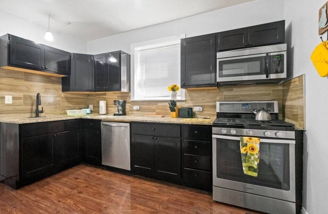 7614 St. Lawrence · 2 BR w Private Parking & Yard - btw I-90 & I-94