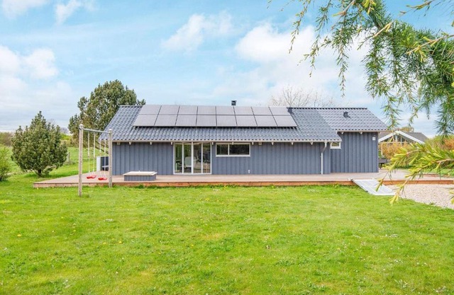 8 person holiday home in Børkop-By Traum