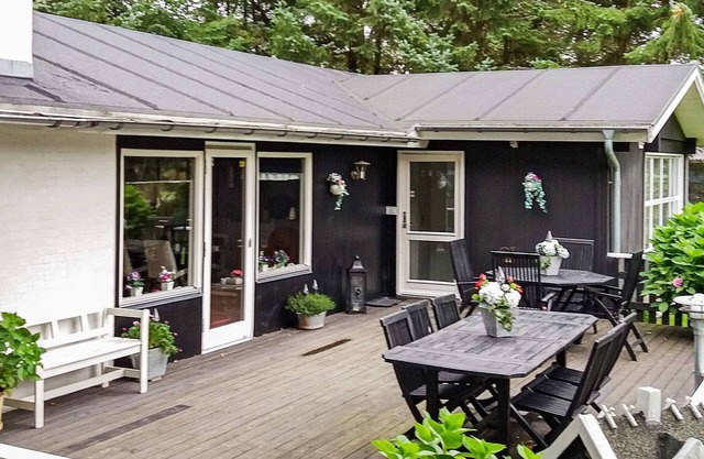 8 person holiday home in Hals-By Traum
