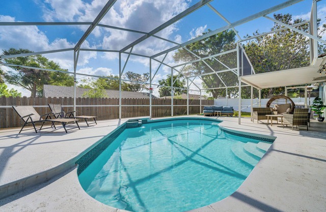 9 Mi to Disney World: Family Home w/Private Pool!