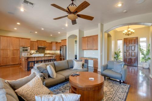 9 Mi to Goodyear Ballpark Estrella Home with Patio