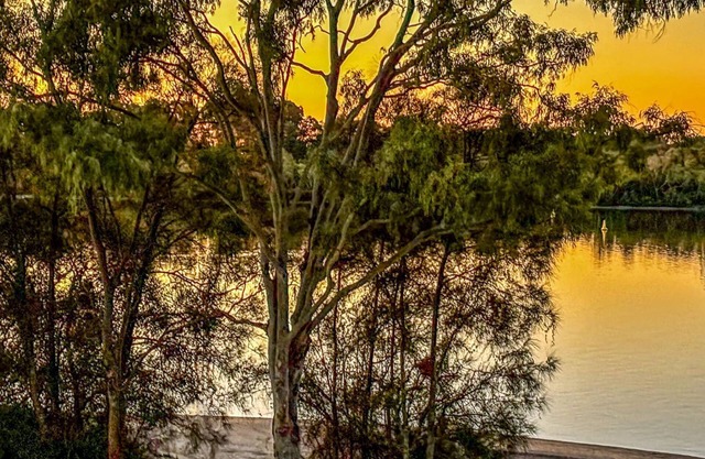 9 River Bend 2 bedroom apartment with water views