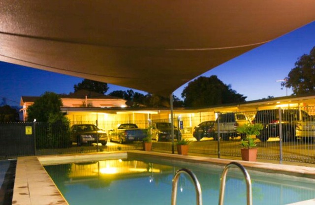 A & A Motel