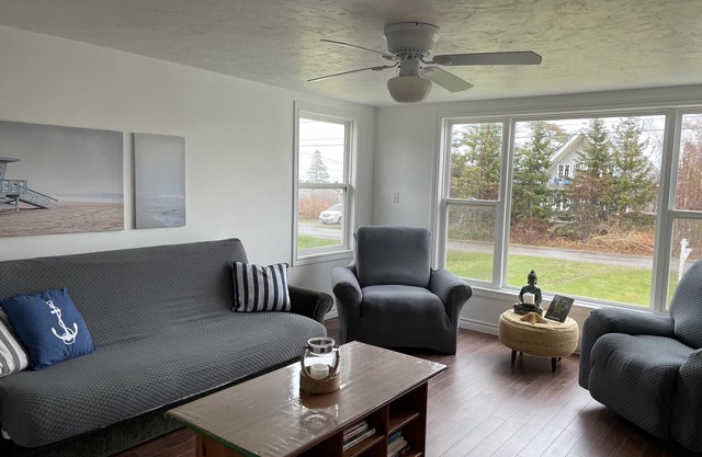 A Beachy Retreat