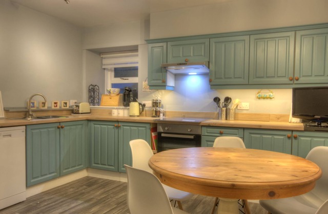 A beautiful cottage located in the heart of the rural village of Brora, Sutherland. Sleeps a total o