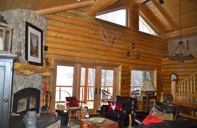 A beautiful lakefront cabin!