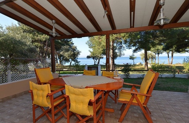 A Beautiful Seafront House, fully Air Conditioned, Ideal for your Summer Holidays !