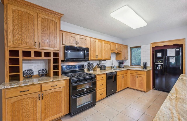 A charming 3-bedroom home, in a peaceful rural location setting