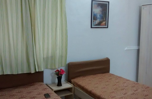 A Comfy Charming independent Air-Conditioned Bungalow