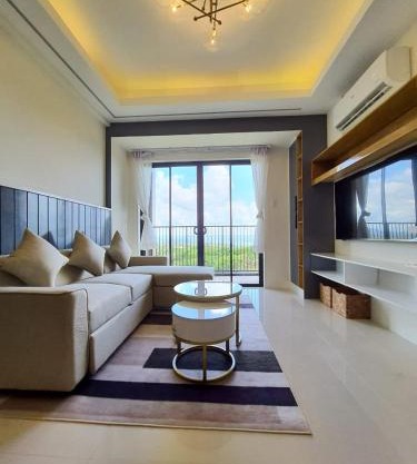 A condo with lake view near Highlands Steakhouse