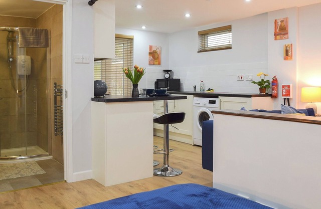 A cosy studio that is perfect for a romantic break away.