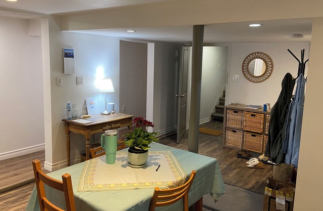 A Cozy Place Minutes to the Falls & Niagara Outlet