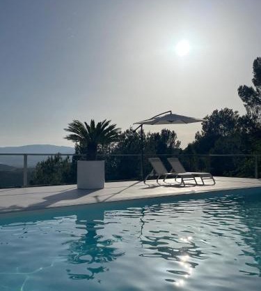 A Design Casa in Own Private Hills for Adult Only