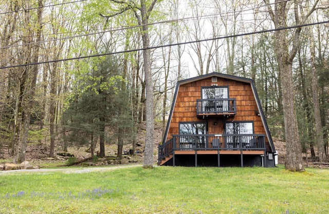 A-Frame Cabin - Minutes from WISP