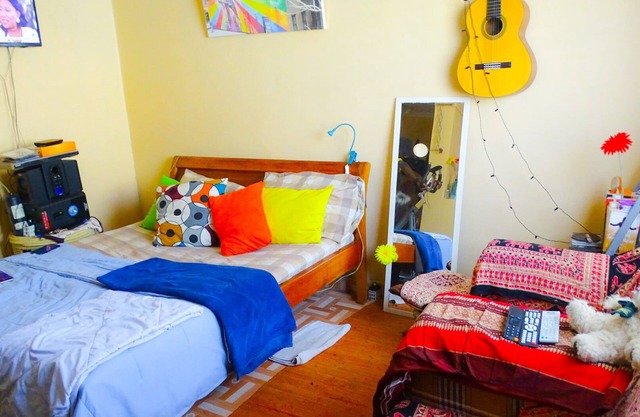A Furnished Comfortable Bedsitter