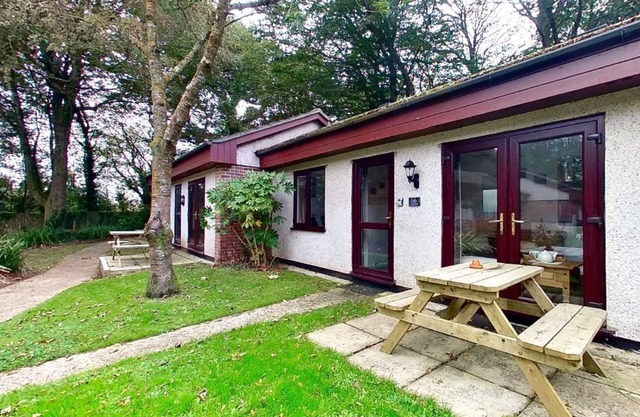 A great location for families, with on site facilities which include a pool, playground and shop.