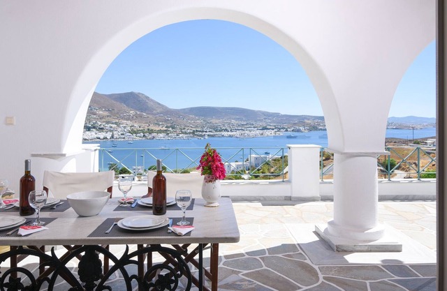 A high standard cycladic Villa
