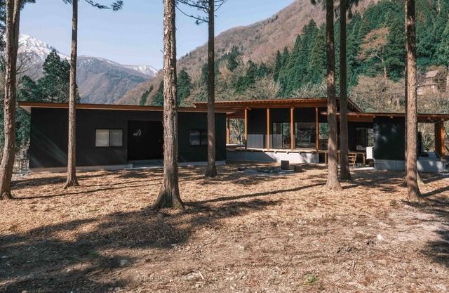 A house in the great outdoors / Ono Fukui