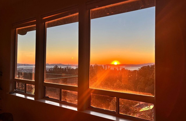 A Luxurious Oakland Hills Retreat