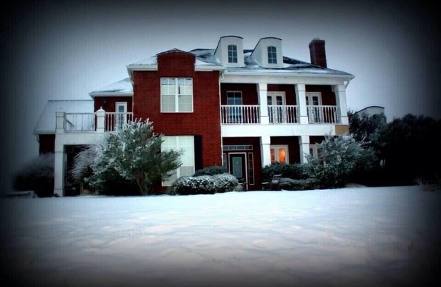 A luxury hunting lodge