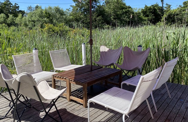 A RARE PRIVATE SETTING