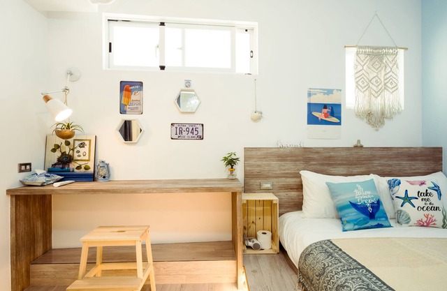 A Room Time