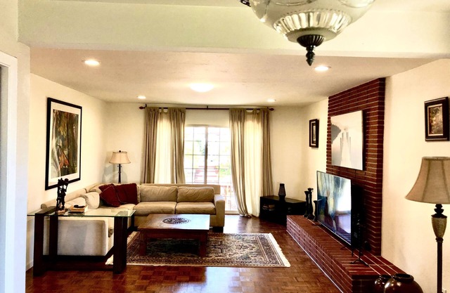 A Spacious Home with a Great View of San Francisco Bay and Mt Tamalpais