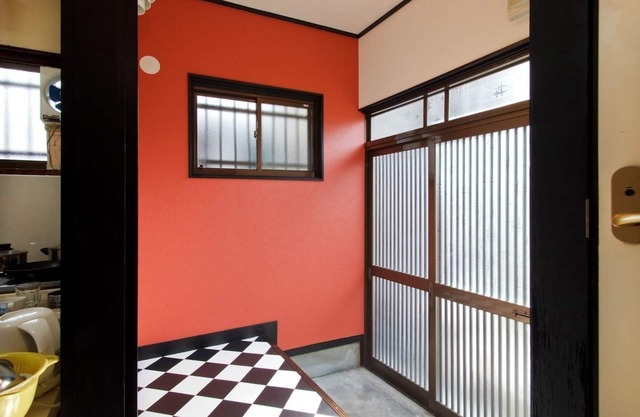 A sunny corner room Antivirus measures implement/Higashiosaka Ōsaka