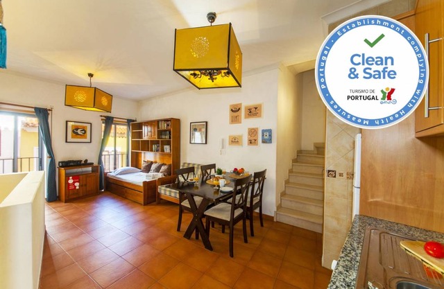 A09 - Super Central Duplex Apartment