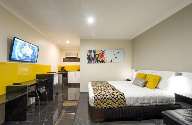 Abbey Motor Inn