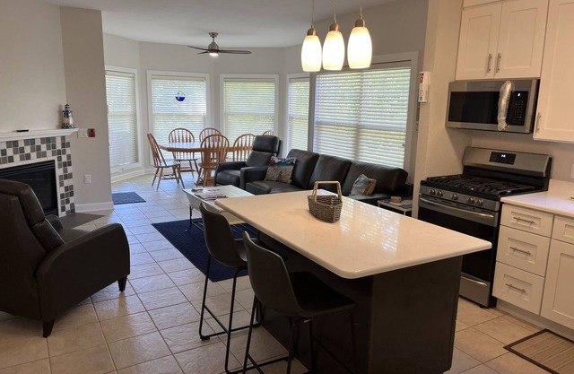 Abbey Ridge Ranch Style Condo Conveniently located in the resort community