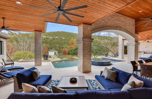 Above Ridgeview I Lakefront | Pool & Spa l Party Dock | Game Room IFamily Fun