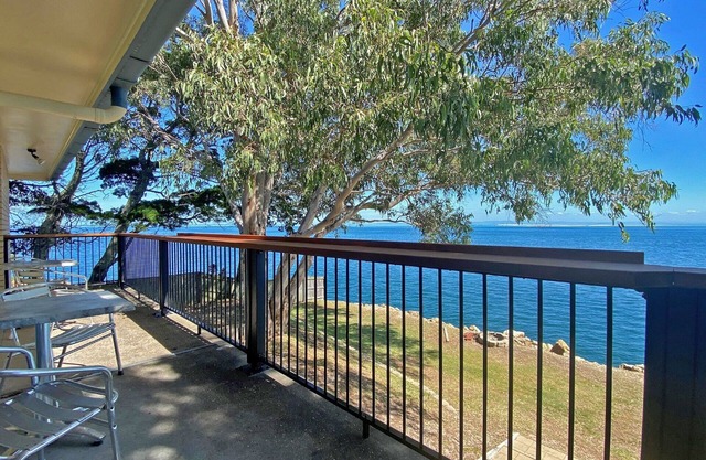 Absolute waterfront property on rock wall