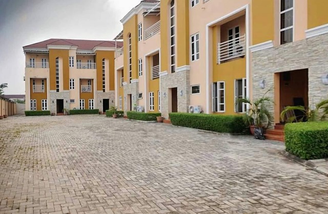 Aden 360 Apartments By Intra