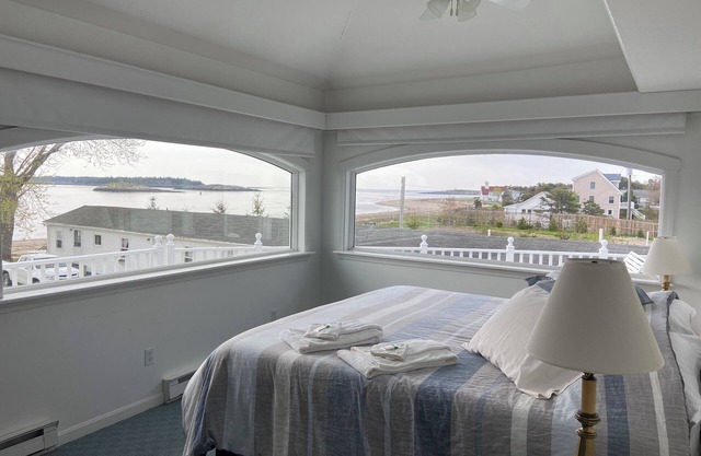 Admiral Suite - Seaside Suite on Popham Beach!