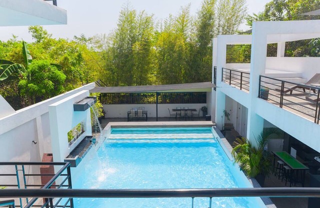 ADMIRIA 2 Resort can be used for intimate/small/family occasions/parties.
