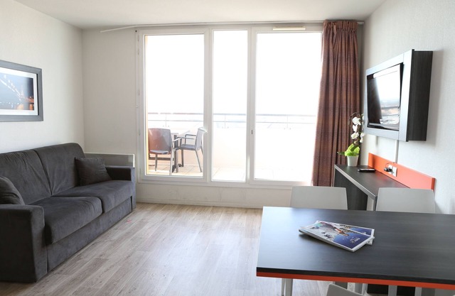 Adonis Paris Sud