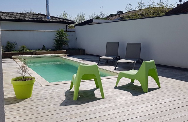 Adorable house with pool near BORDEAUX and ARCACHON/CAP FERRET beaches