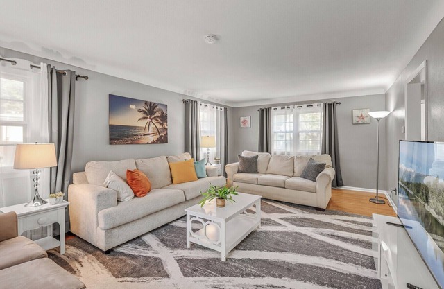 Adorable Home- 3M Headquarter/MOA/St Paul