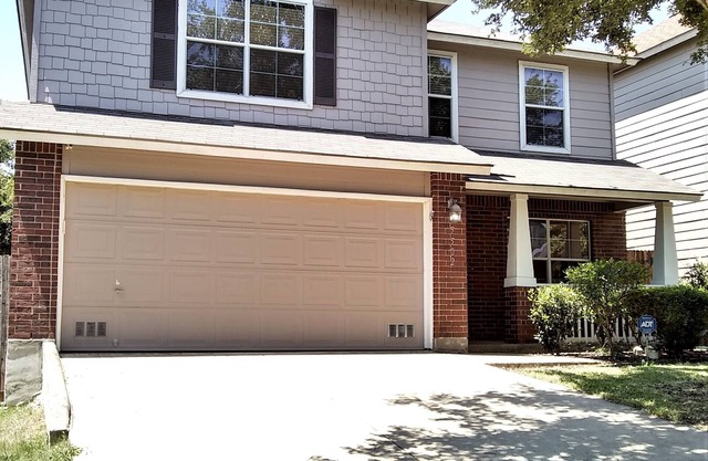 Adorable Home by the Medical Center