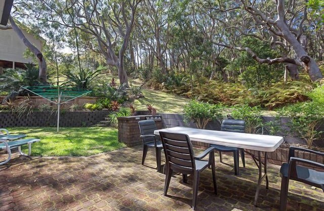 Adriana Apt -Private back yard with direct access to the National Park